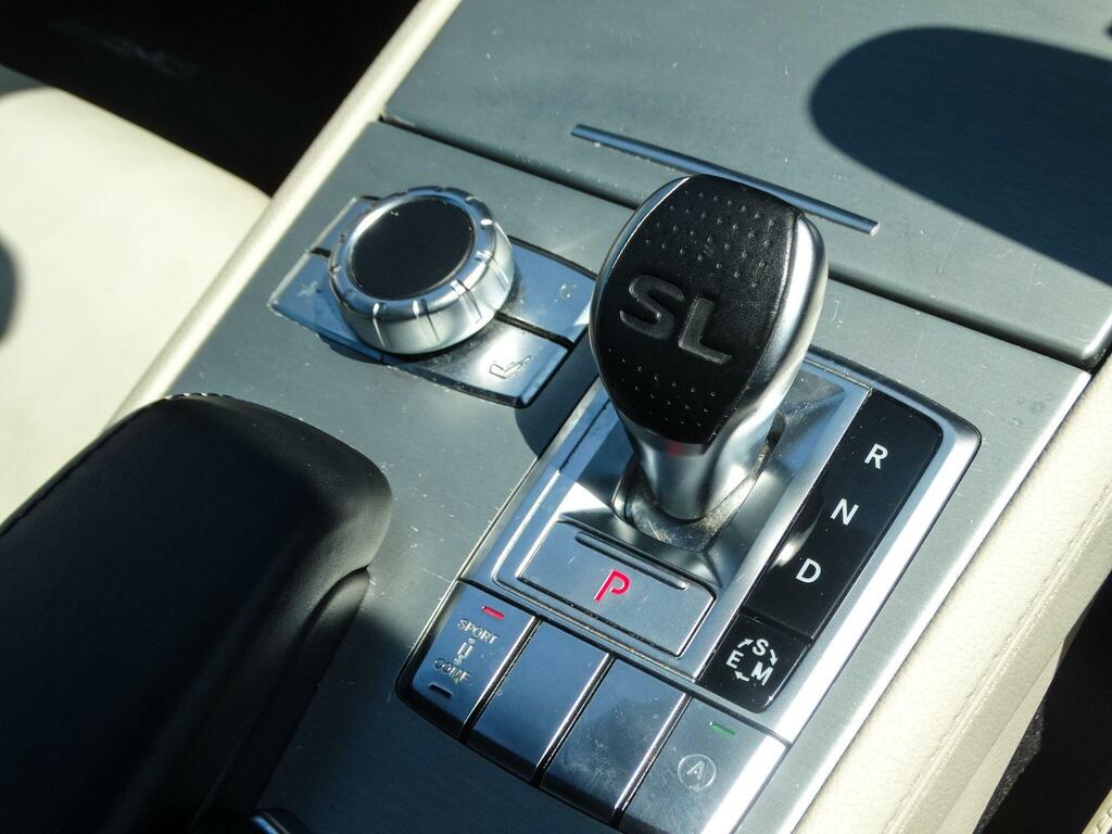Mercedes-Benz SL Class Convertible White #26
