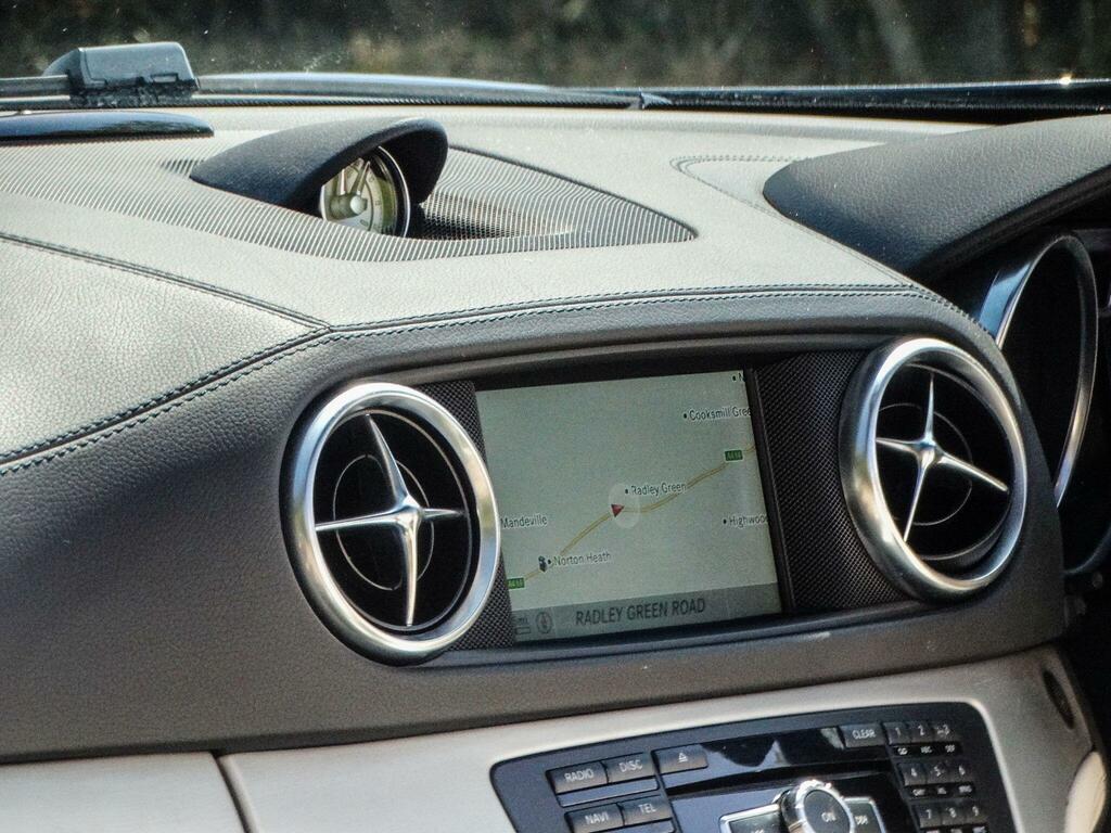 Mercedes-Benz SL Class Convertible White #14