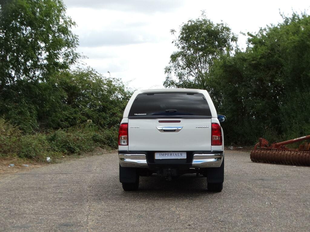 Toyota HILUX Active 4Wd D-4d Dcb White #11