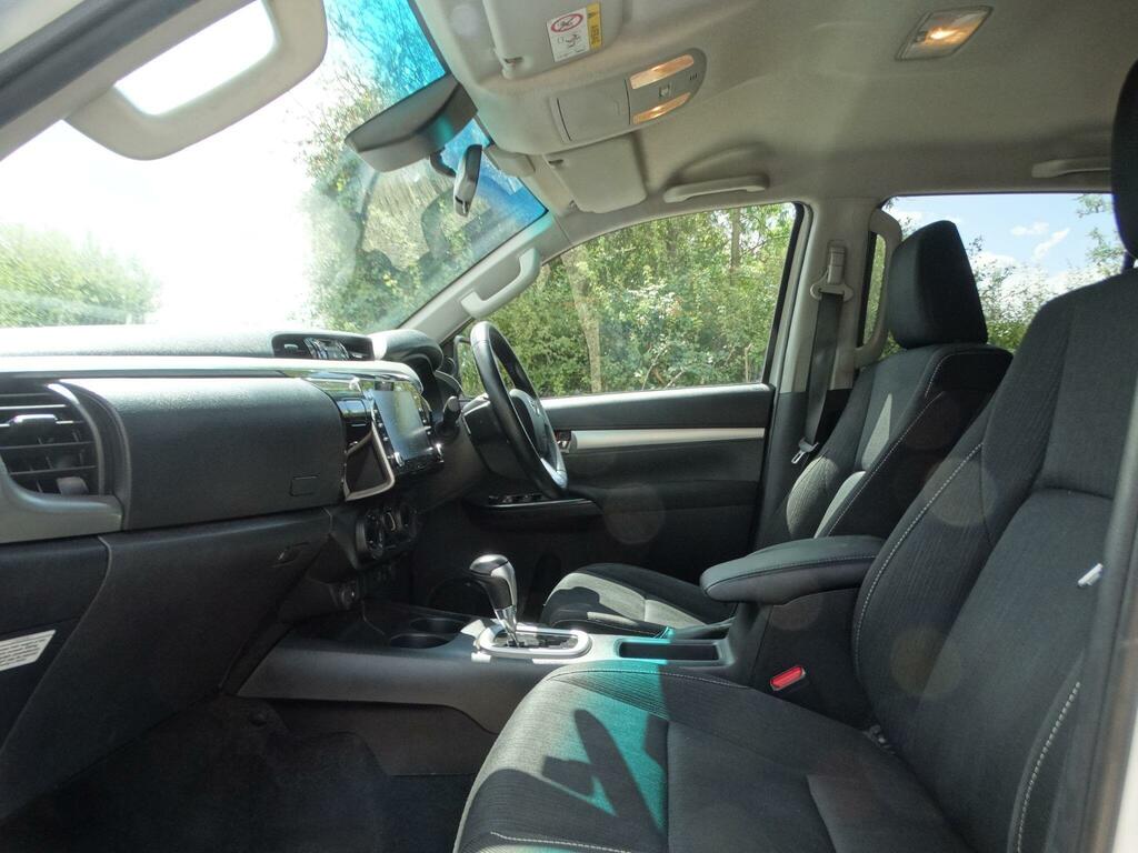 Toyota HILUX Diesel #3