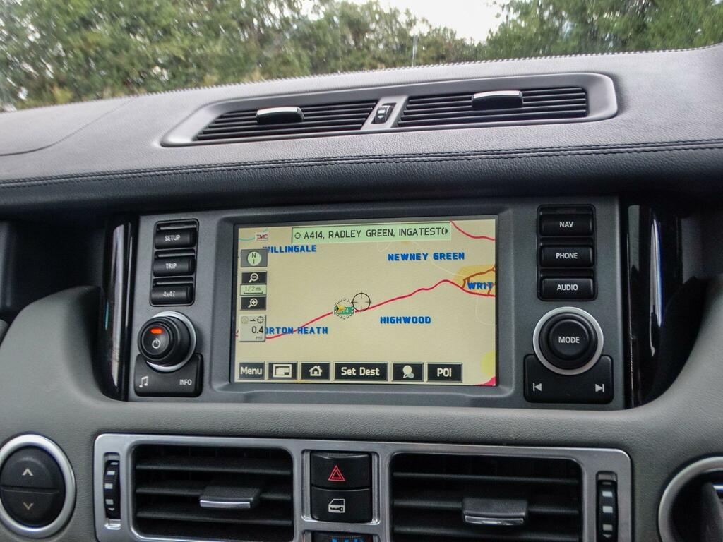 Land Rover Range Rover 3.6 Tdv8 Vogue Se 272 Bhp Silver #24