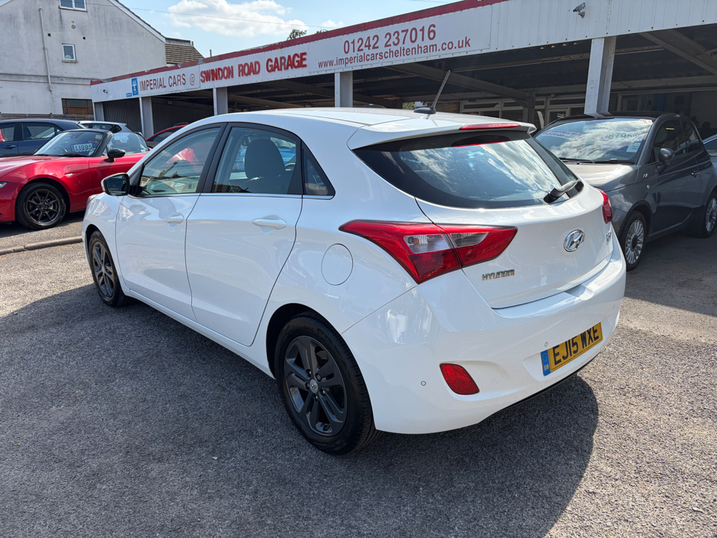 Hyundai I30 1.4 Blue Drive Se Nav Hatchback #6