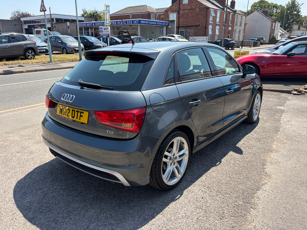 Audi A1 2.0 Tdi S Line Sportback Euro 5  #2