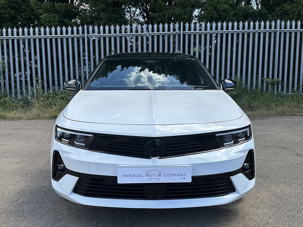 Vauxhall Astra Turbo Ultimate White #2