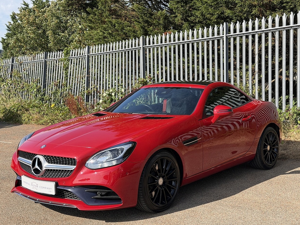 Mercedes-Benz SLC Slc200 Amg Line Red #3