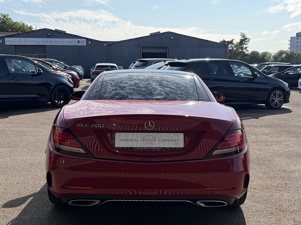 Mercedes-Benz SLC Slc200 Amg Line Red #5