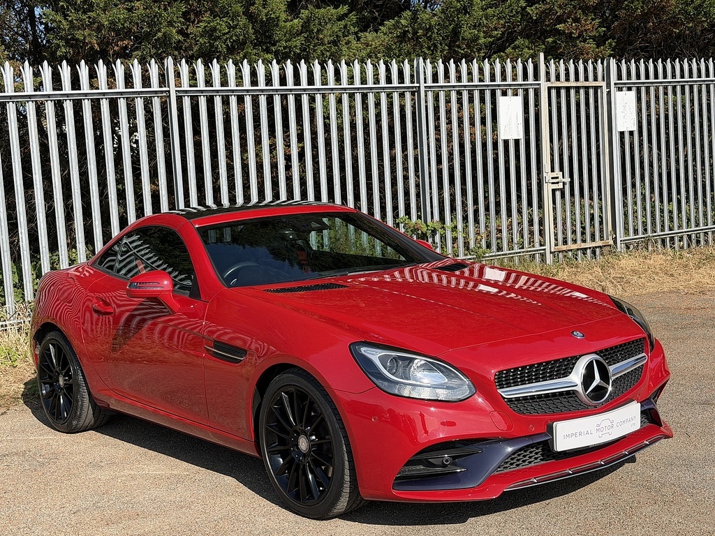 Mercedes-Benz SLC Slc200 Amg Line Red #4