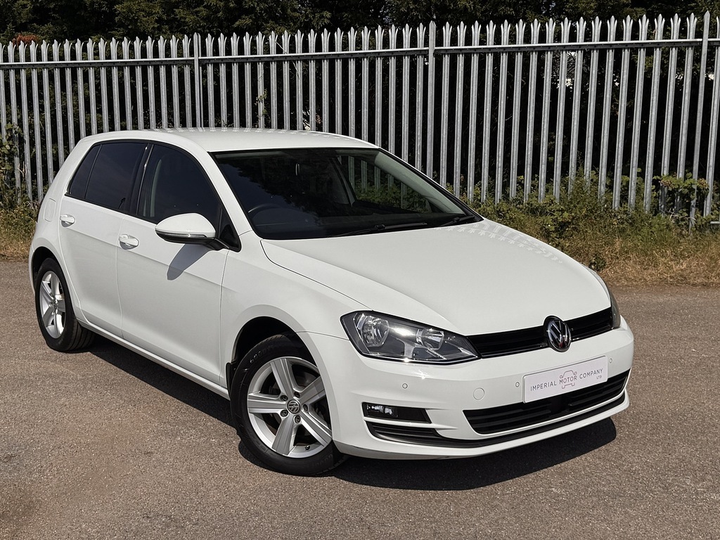 Volkswagen Golf Tsi Bluemotion Tech Match White