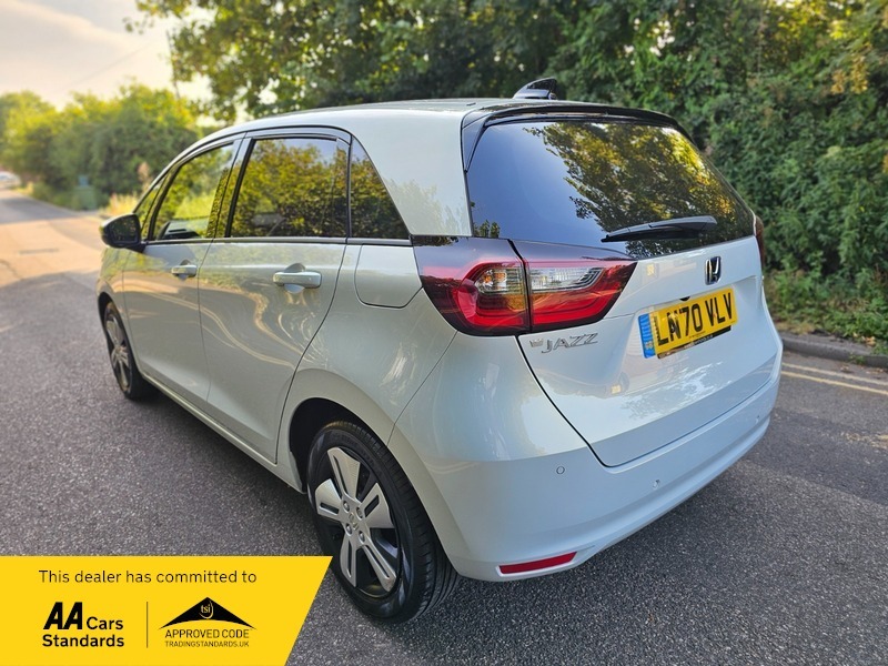 Honda Jazz 1.5 H I-mmd Ex LN70VLV White #3