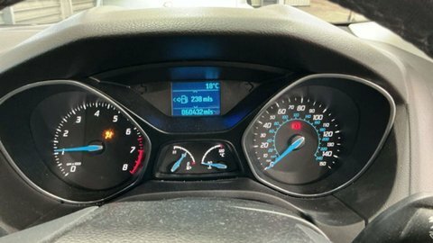 Ford Focus 1.6 Tdci Zetec 115 Ps 20 Road Tax 2 Owners From N White #7