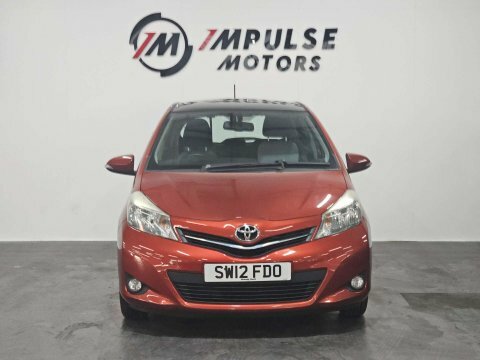 Toyota Yaris 1.3 Yaris T Red #6