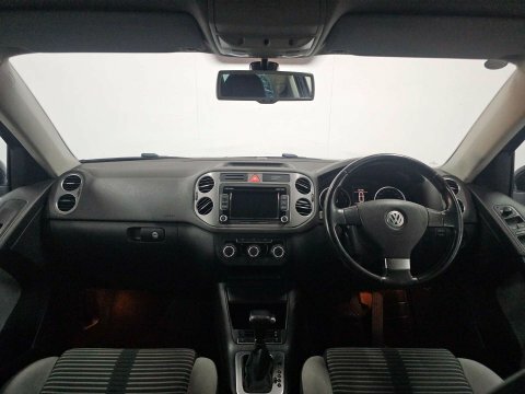 Volkswagen Tiguan 2.0 Tiguan Sport Black #2