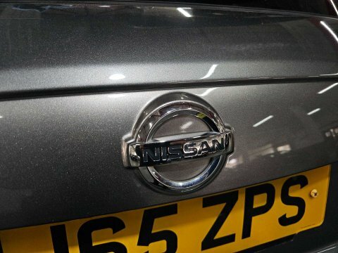 Nissan Juke Hatchback Grey #74