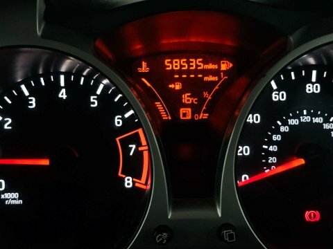 Nissan Juke Hatchback Grey #46