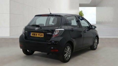Toyota Yaris 1.3 Yaris Icon Black #4