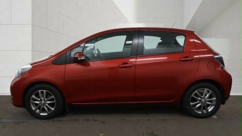 Toyota Yaris 1.3 Yaris Icon Red #4