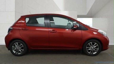 Toyota Yaris 1.3 Yaris Icon Red #3