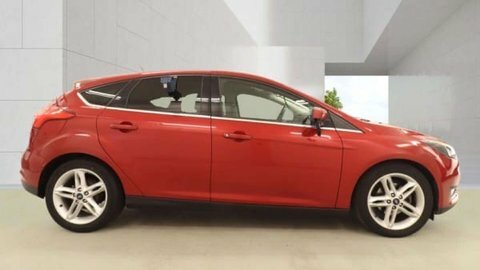 Ford Focus 1.0 Focus Titanium Red #5