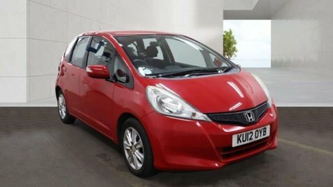 Honda Jazz 1.3 Jazz I-vtec KU12OYB Red #3