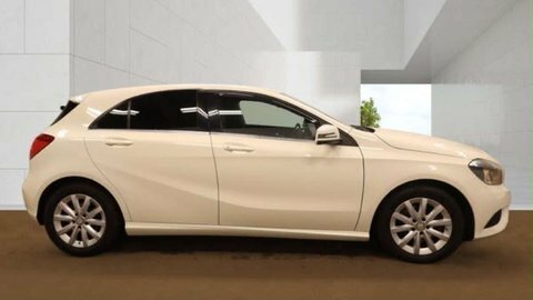 Mercedes-Benz A Class 1.6 A180 Blueefficiency LX15JVV White #6