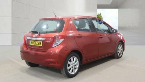 Toyota Yaris 1.3 Yaris Tr YR61ZVM Red #4
