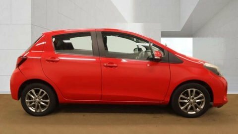 Toyota Yaris 1.0 Yaris Icon LX65HUV Red #5