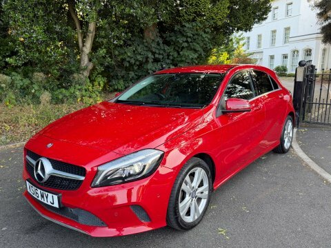 Mercedes-Benz A Class 2.1 A200d Sport Red