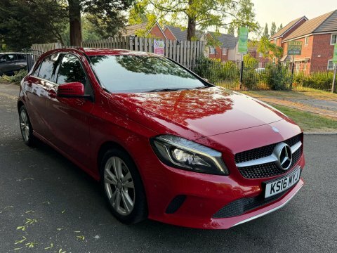 Mercedes-Benz A Class 2.1 A200d Sport KS16MYJ Red #3