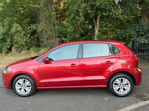 Volkswagen Polo 1.2 Tsi Bluemotion SK16KTF Red #4