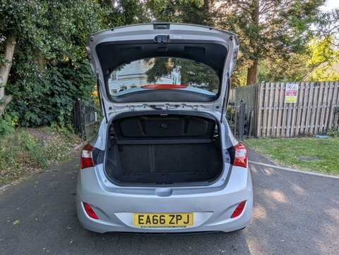 Hyundai I30 1.6 Crdi Blue Drive Se Euro 6 Ss Silver #24