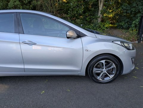 Hyundai I30 1.6 Crdi Blue Drive Se Euro 6 Ss Silver #9