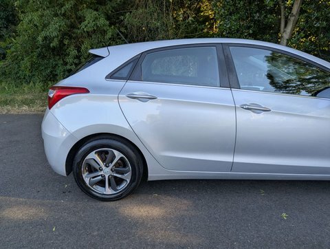 Hyundai I30 1.6 Crdi Blue Drive Se Euro 6 Ss Silver #8