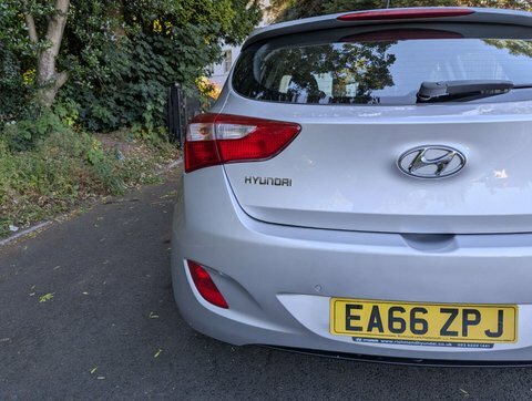 Hyundai I30 1.6 Crdi Blue Drive Se Euro 6 Ss Silver #18
