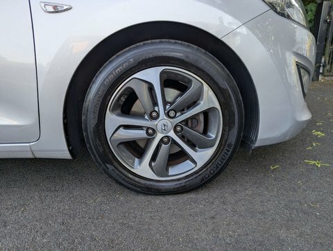 Hyundai I30 1.6 Crdi Blue Drive Se Euro 6 Ss Silver #11