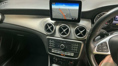 Mercedes-Benz CLA Class 200D Sport Tip White #11