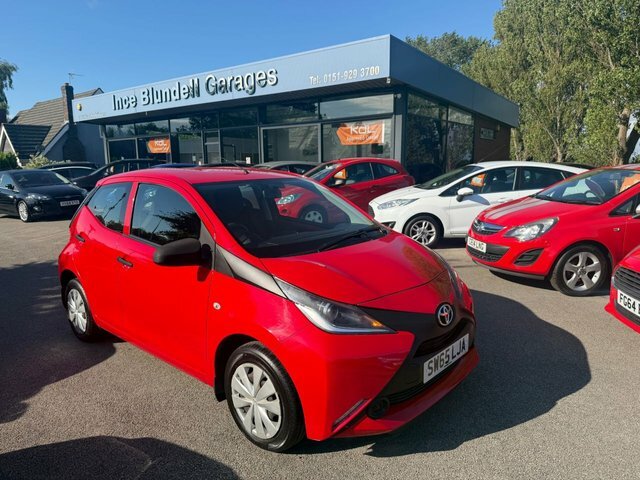 Toyota Aygo 1.0 Vvt-i X Hatchback Euro 5 Eur Red