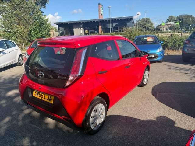Toyota Aygo 1.0 Vvt-i X Hatchback Euro 5 Eur Red #6