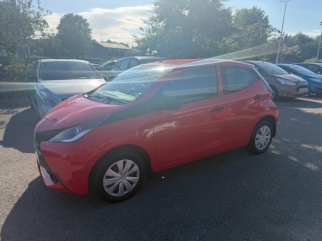 Toyota Aygo 1.0 Vvt-i X Hatchback Euro 5 Eur Red #3