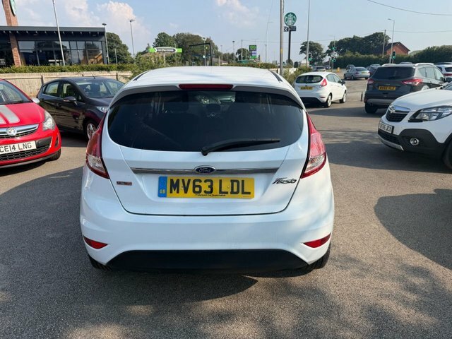 Ford Fiesta 1.5 Tdci Titanium Hatchback Euro White #6