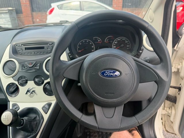 Ford KA 1.2 Edge Hatchback Euro 6 S S White #4
