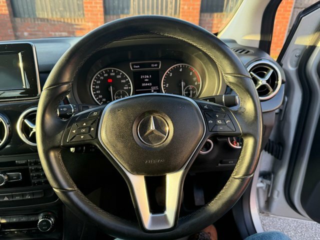 Mercedes-Benz B Class Sport Black #7