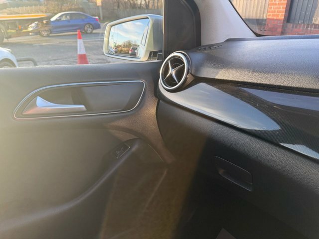 Mercedes-Benz B Class Sport Black #20