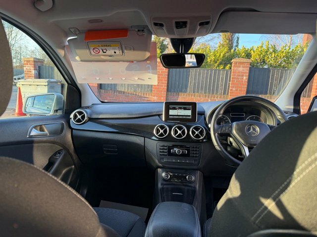 Mercedes-Benz B Class Sport Black #11