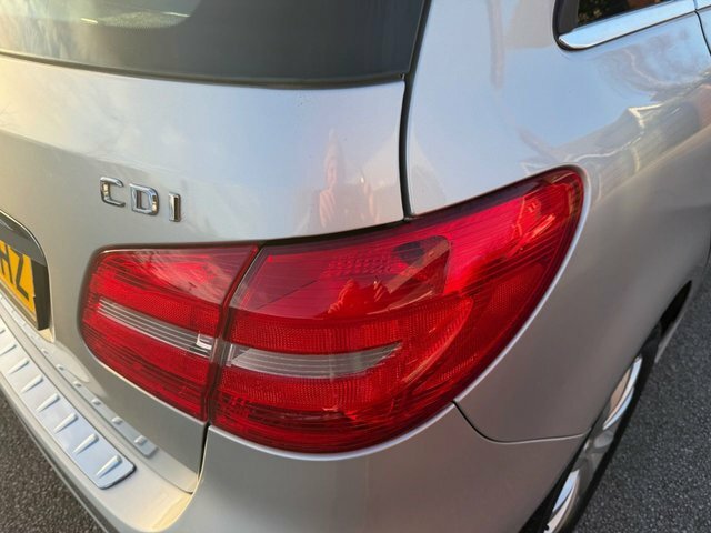 Mercedes-Benz B Class Sport Black #17