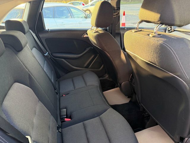 Mercedes-Benz B Class Sport Black #9