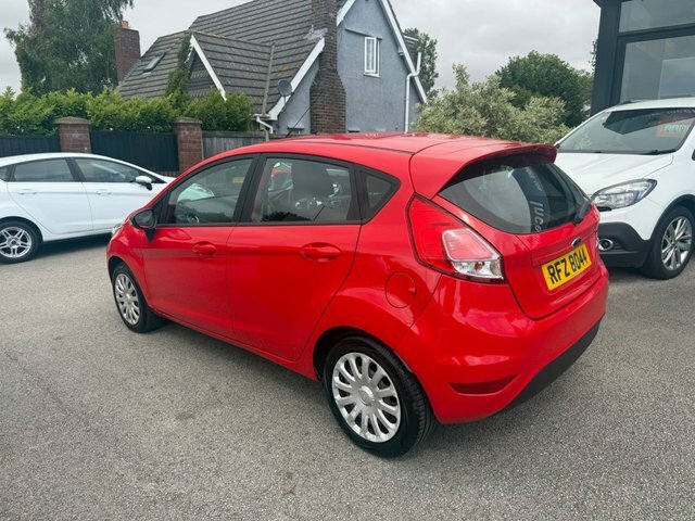 Ford Fiesta 1.25 Style Hatchback Euro 5 60 RFZ8044 Red #3