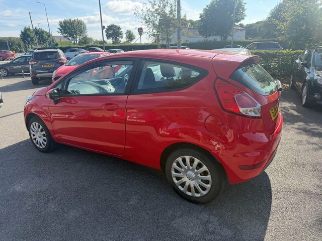 Ford Fiesta 1.25 Style Hatchback Euro 5 60 Red #5