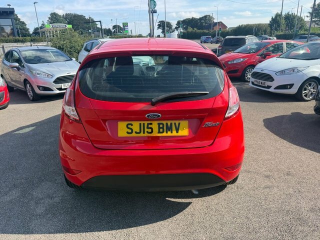 Ford Fiesta 1.25 Style Hatchback Euro 5 60 Red #4