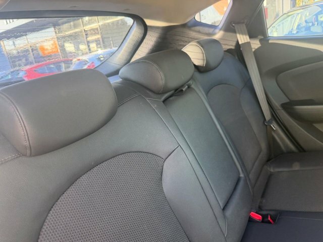 Hyundai Ix35 1.7 Crdi Go Se 114 Bhp Black #12