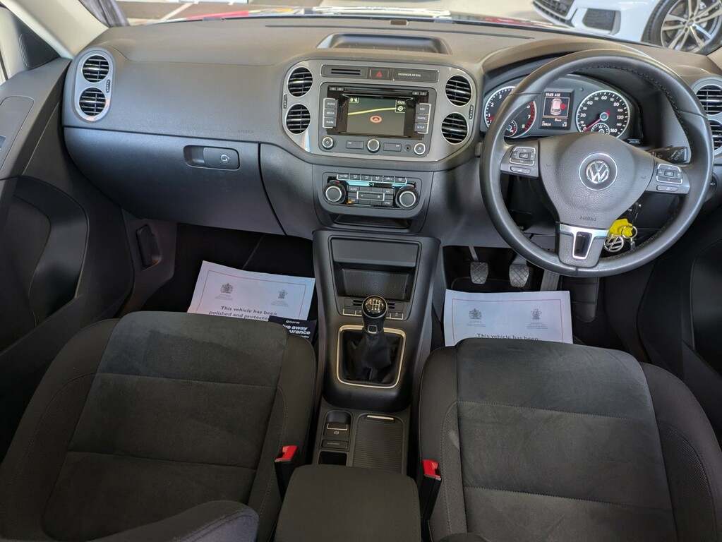 Volkswagen Tiguan 1.4 Tsi Match 4Motion. Only 1 Owner. Immaculate Ca Grey #3